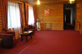 Холл в гостинице «Глухомань», Полтава
